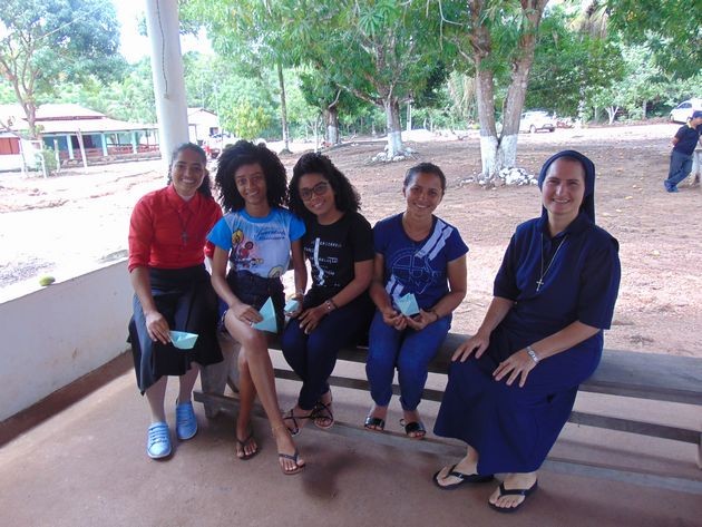 RETIRO PREPARA JOVENS E ADULTOS PARA RECEBEREM O SACRAMENTO DO CRISMA EM AUGUSTINÓPOLIS-TO