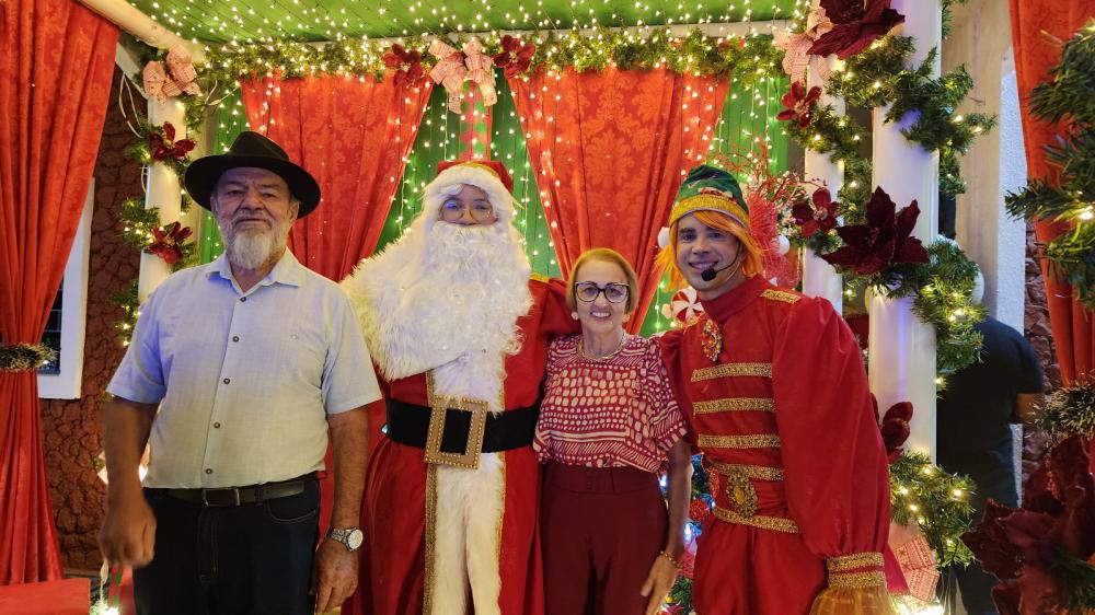 MAGIA DO NATAL ENCANTA AUGUSTINÓPOLIS PELA SEGUNDA VEZ: LUZES, EMOÇÃO E ESPETÁCULO MARCAM A FESTA