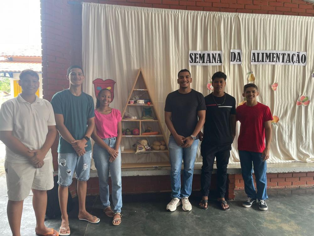 ESCOLA ESTADUAL SAMPAIO PROMOVE EVENTO PARA INCENTIVAR ALIMENTAÇÃO SAUDÁVEL