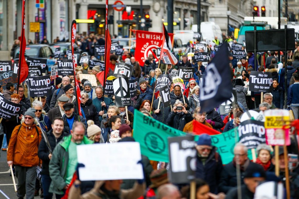 Teerã nega ter tentado encobrir responsabilidade por queda de avião