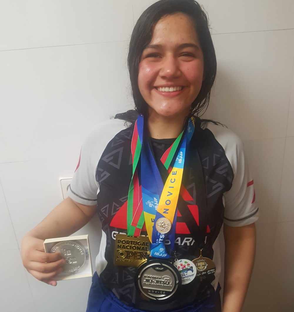 Aluna de projeto social da Polícia Militar se consagra vice-campeã no Campeonato Europeu de Jiu-Jitsu