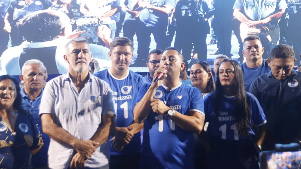 CARRASCO BONITO – “Sempre honrarei aquele que me honra”. Diz Nego do Foguim em discurso emocionado durante festa de convenção 