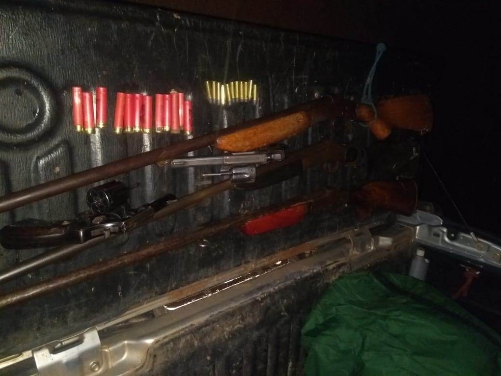 Bico do Papagaio - Suspeito de roubos em fazendas morre em confronto com a PM