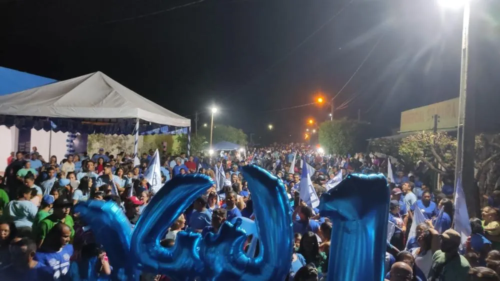 CARRASCO BONITO – Evento de abertura de comitê de Nego é recorde de público 