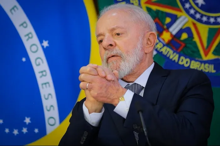 Lula vence IOF e dobra aposta ao vetar aumento no número de deputados
