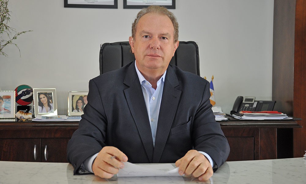 Governador Carlesse prorroga jornada de 6 horas, trabalho remoto e suspensão das aulas até 31 de julho